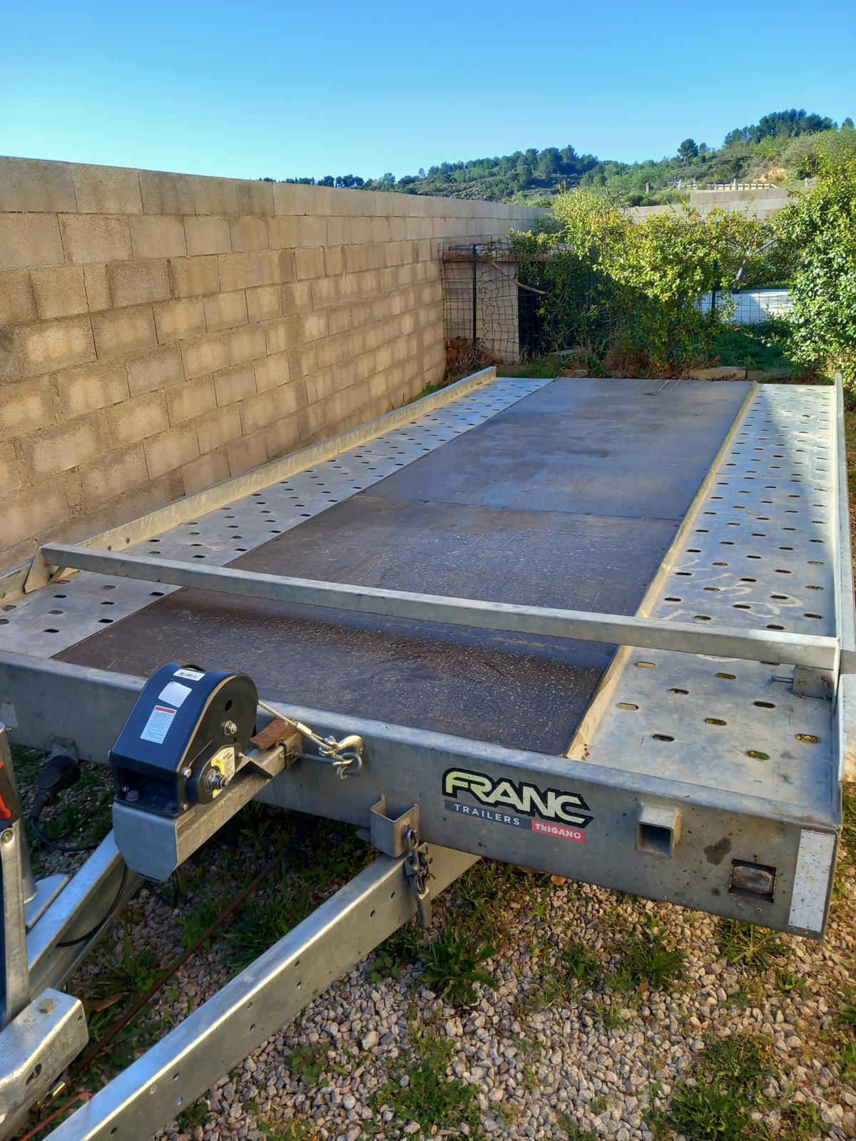 Location Remorque Plateau 3T